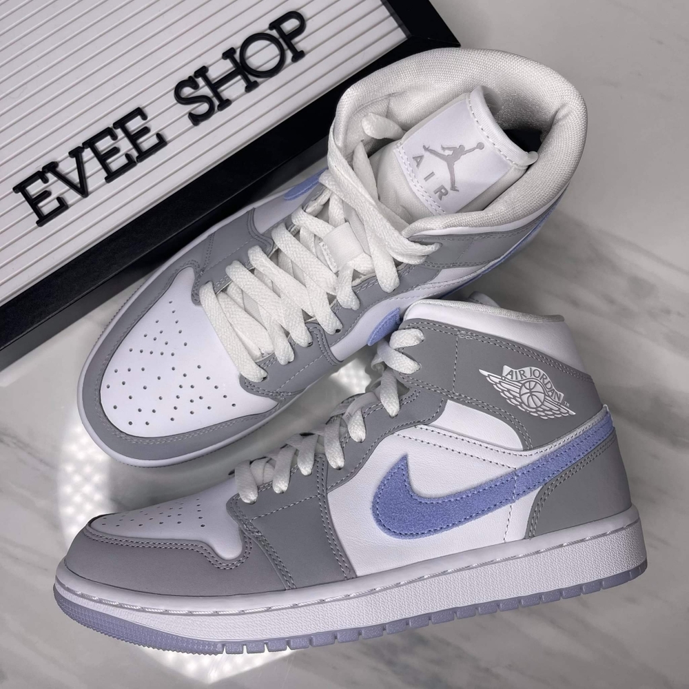 Jordan Retro 1 🤍💙 - Picture 4 of 4